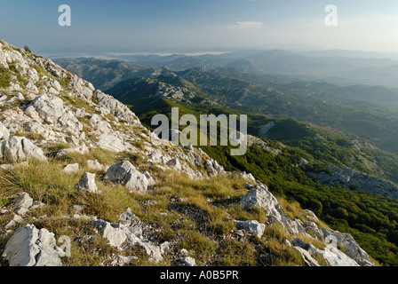 Montagnes karstiques au Parc national Lovcen Monténégro Banque D'Images