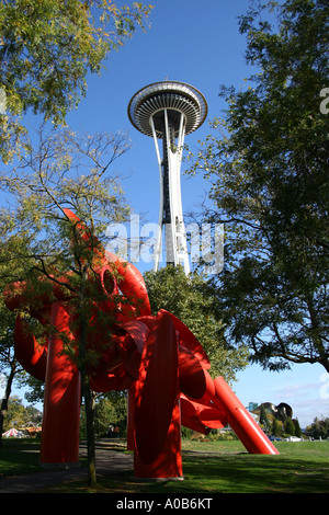 Seattle Space Needle et Iliade Olympique une exposition d'art moderne par Alexander Liberman Octobre 2006 Banque D'Images