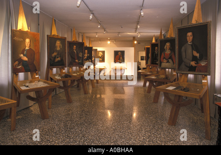 Musée des arts populaires carniques Tolmezzo, Italie Friuli Venezia Giulia Banque D'Images