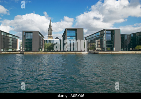 Nordea Bank Headquarters and canal, Christianhavn, Copenhague, Danemark, Europe Banque D'Images