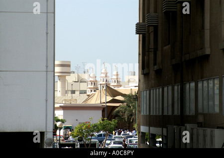 Mosquée près de centre commercial Burjuman Dubaï ÉMIRATS ARABES UNIS Banque D'Images