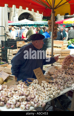 Français à l'ail vente village market Banque D'Images