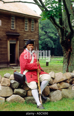 Parc historique national Minuteman, Concord, Massachusetts. La guerre révolutionnaire esclave affranchi patriot en face de Hartwell Tavern Banque D'Images