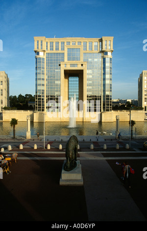 France Montpellier l'Hôtel de région dans le quartier Antigone contemporain conçu par l'architecte Ricardo Bofill Banque D'Images