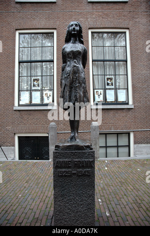 Statue d'Anne Frank, Amsterdam Banque D'Images