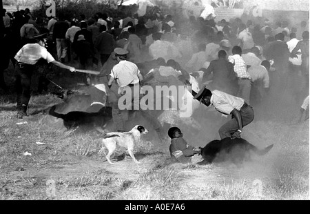 Les troubles politiques, en Rhodésie (Zimbabwe), 1er juin 1975 à Salisbury's Highfield Township. Banque D'Images