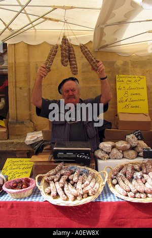 Vendeur de salami, Sarlat, Marché France Banque D'Images