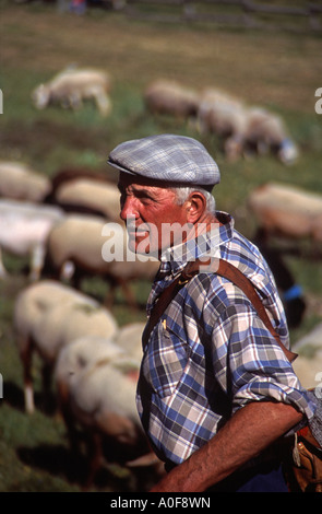 Portrait d'éleveur participant à la fête de la transhumance en Cévennes France Banque D'Images