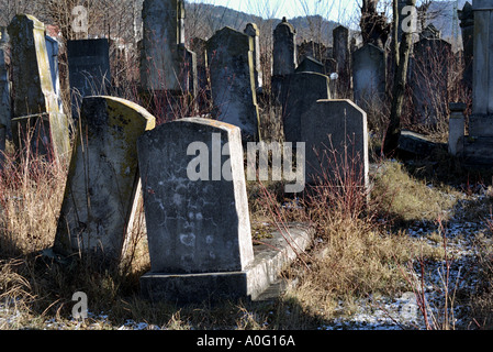 Vieux cimetière judaïque près de Brasov Moldavie côté est de Roumanie Roumanie l'Europe de l'Europe Banque D'Images