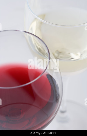 Verres de vins blanc et rouge Banque D'Images