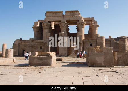 Temple de Khnoum à Esna en Egypte Banque D'Images