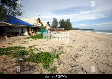 Plage déserte à l'île de Koh Lanta Yai Ko Lanta Yai cette île dans le sud de la Thaïlande a été touché par le tsunami en 2004 Banque D'Images