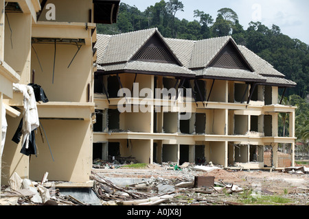 Hôtels endommagés et les plages de Khao Lak Thaïlande du Sud Cette zone a été touchée par le tsunami en 2004 Banque D'Images