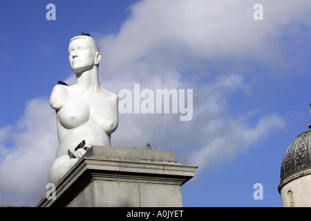 Alison hdb statue Enceintes à Trafalgar Square Londres Angleterre Banque D'Images