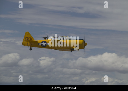 North American T-6G Texan en vol Banque D'Images