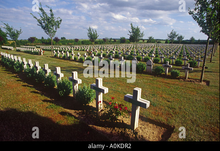 Cimetière français WW1 à Dompierre Becquincourt La Somme France Banque D'Images