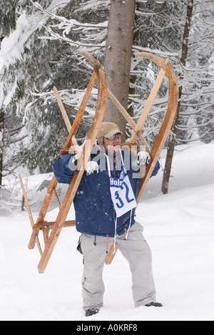 Course de luge traditionnelle Forêt Noire Allemagne Banque D'Images