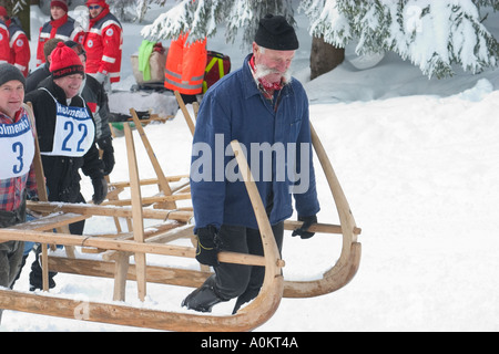 Course de luge traditionnelle Forêt Noire Allemagne Banque D'Images