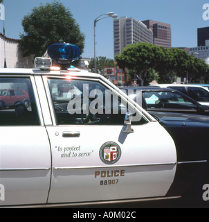 Voiture de police stationné dans la rue Westwood Los Angeles California USA KATHY DEWITT Banque D'Images