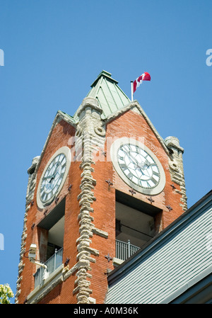 Tour de l'horloge sur la rue Main à Collingwood, Ontario Canada Banque D'Images