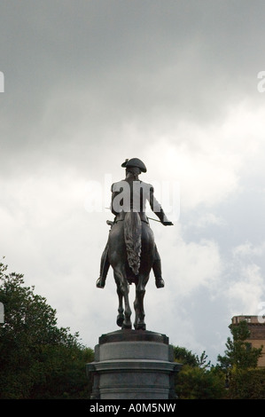 La statue de George Washington dans le Jardin Public de Boston