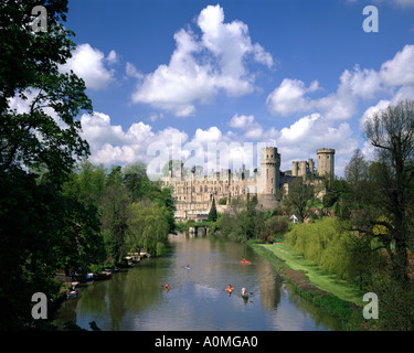 Go - WARWICKSHIRE : le château de Warwick et l'Avon Banque D'Images