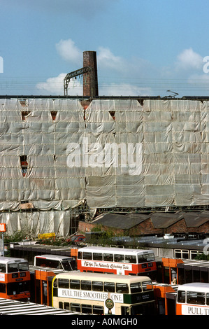 Stockport Cheshire viaduc ferroviaire en cours de nettoyage en 1990 le plus grand structure modulaire Banque D'Images