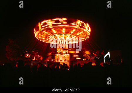 Epsom Surrey Angleterre Guy Fawkes Night Fair 5 novembre Président Suspension en mouvement Banque D'Images