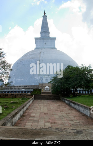 Ruvanvalisaya Dagoba. Anuradhapura, Sri Lanka Banque D'Images