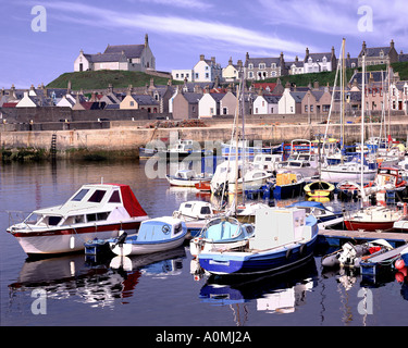 GB - Ecosse : Findochty Harbour Banque D'Images