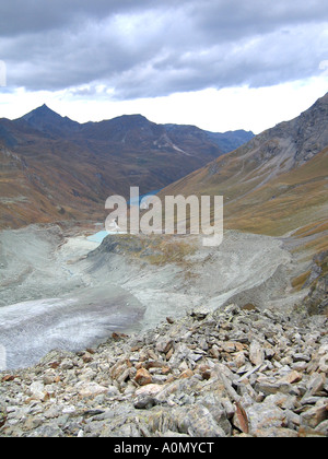 La Suisse un glacier à sec et moraine latérale près de Arolla dans les Alpes suisses. Photo David Gale Banque D'Images
