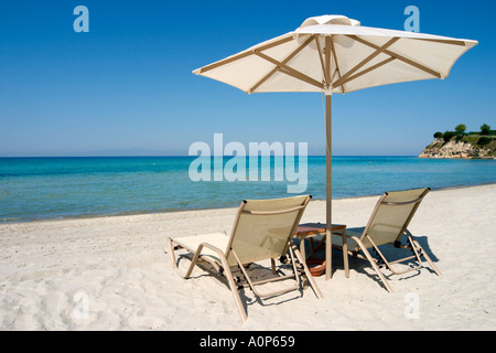 Plage, Sani, péninsule de Kassandra, Halkidiki, Grèce continentale, Grèce Banque D'Images