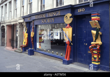 Ville d'Édimbourg le Royal Mile High Street shop/et des locaux pour l'Edinburgh Festival Fringe Society Scotland UK Banque D'Images