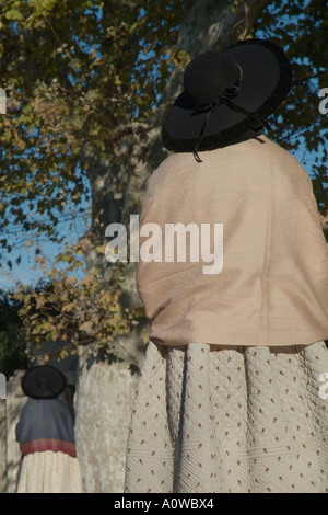 Provence Istres Femme en costume traditionnel provençal pendant un défilé avant Noël Banque D'Images