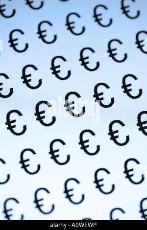 EURO signes sur un écran d'ordinateur, selective focus, monnaie européenne, de l'argent Banque D'Images