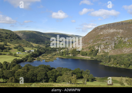 Dolymynach de réservoir de Birmingham qui tire son eau potable dans la vallée de l'Elan Mid Wales UK Banque D'Images