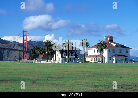 Presidio et Crissy Champs dans l'aire de loisirs nationale du Golden Gate à San Francisco en Californie du Nord Banque D'Images