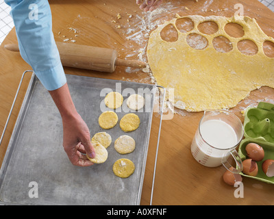 Cuisson des biscuits Banque D'Images