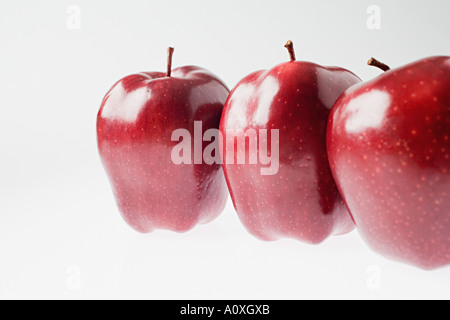 Trois pommes rouges Banque D'Images