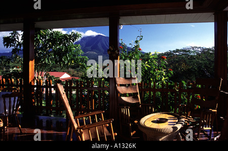 Accueil séjour à Costa Rica Parc National Santa Rosa avec volcan de distance Banque D'Images