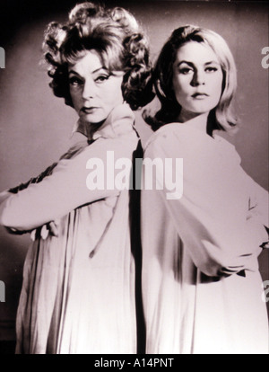 Année 1964 1972 ensorcelé Elizabeth Montgomery Agnes Moorehead Banque D'Images