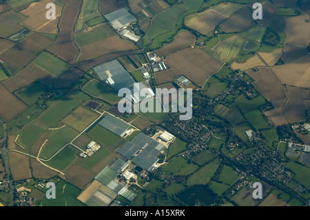 L'antenne horizontale Vue aérienne d'un avion de la campagne anglaise à motifs ci-dessous. Banque D'Images