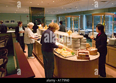 Petit-déjeuner buffet Stalheim Hotel Norvège Stalheim Banque D'Images