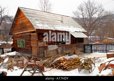 Un village de campagne traditionnelle, Sighet, Roumanie. Banque D'Images