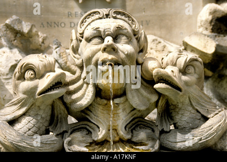 Fontaine ROMAINE Rome Piazza della Rotonda Italie Banque D'Images