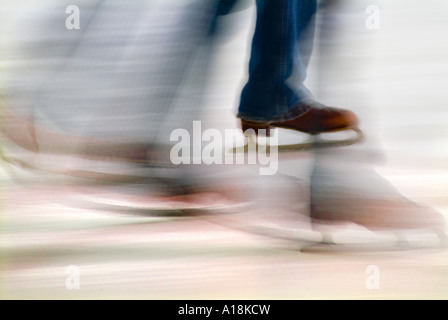 Les jambes les patineurs With Motion Blur Banque D'Images