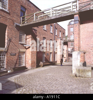 Une partie de l'extérieur de Quarry Bank Mill, (au nord de Styal) Wilmslow, Cheshire, Angleterre, Royaume-Uni. Banque D'Images