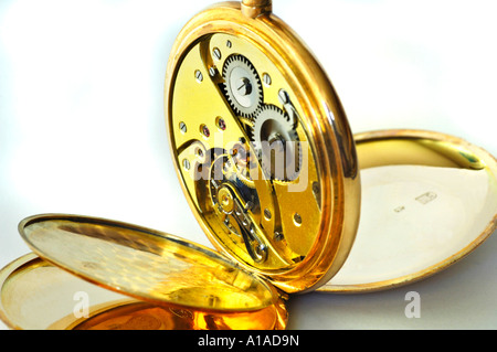 Montre de poche en or, vers 1900 Banque D'Images