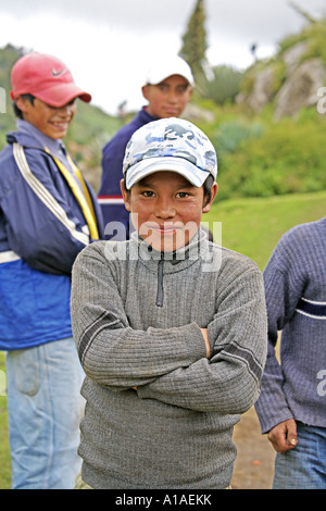 GUATEMALA CAPELLANIA indigènes Mayas Quiche brothers clown autour Banque D'Images