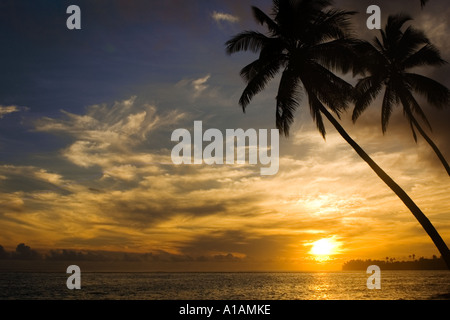 Fidji, Viti Levu, Coucher du soleil près de Korotogo Banque D'Images